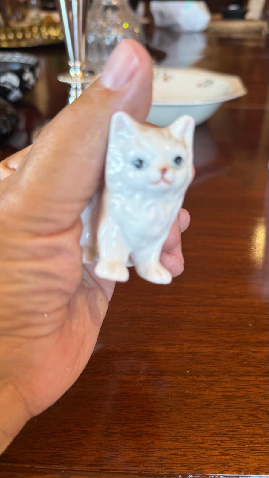 Pair of porcelain Cats