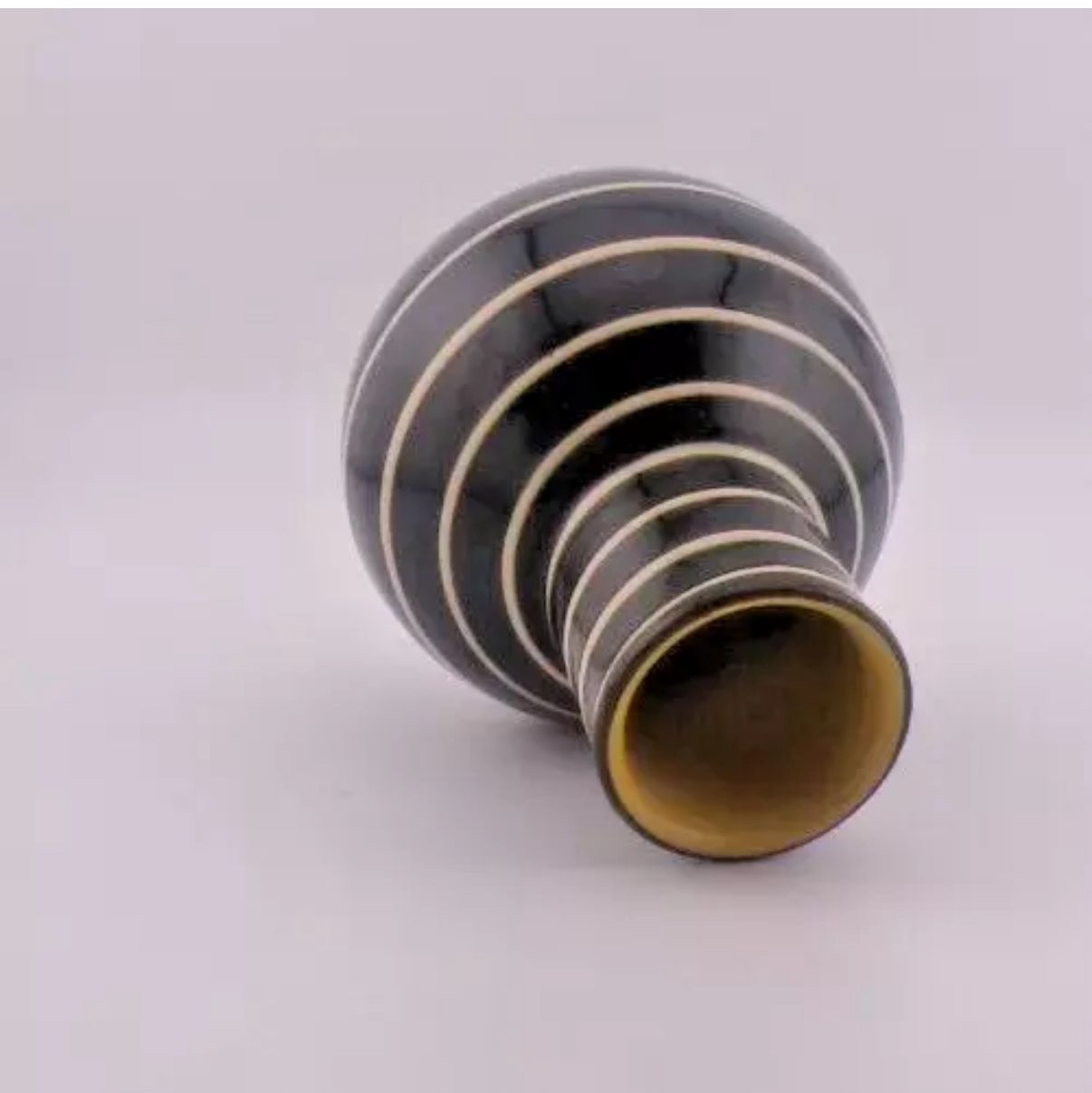 Pottery vase