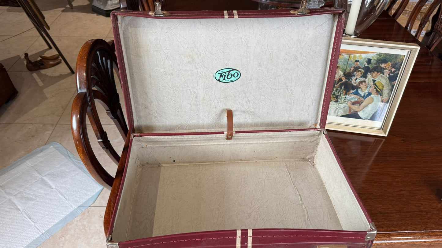 Faux leather small suitcase 1930’s