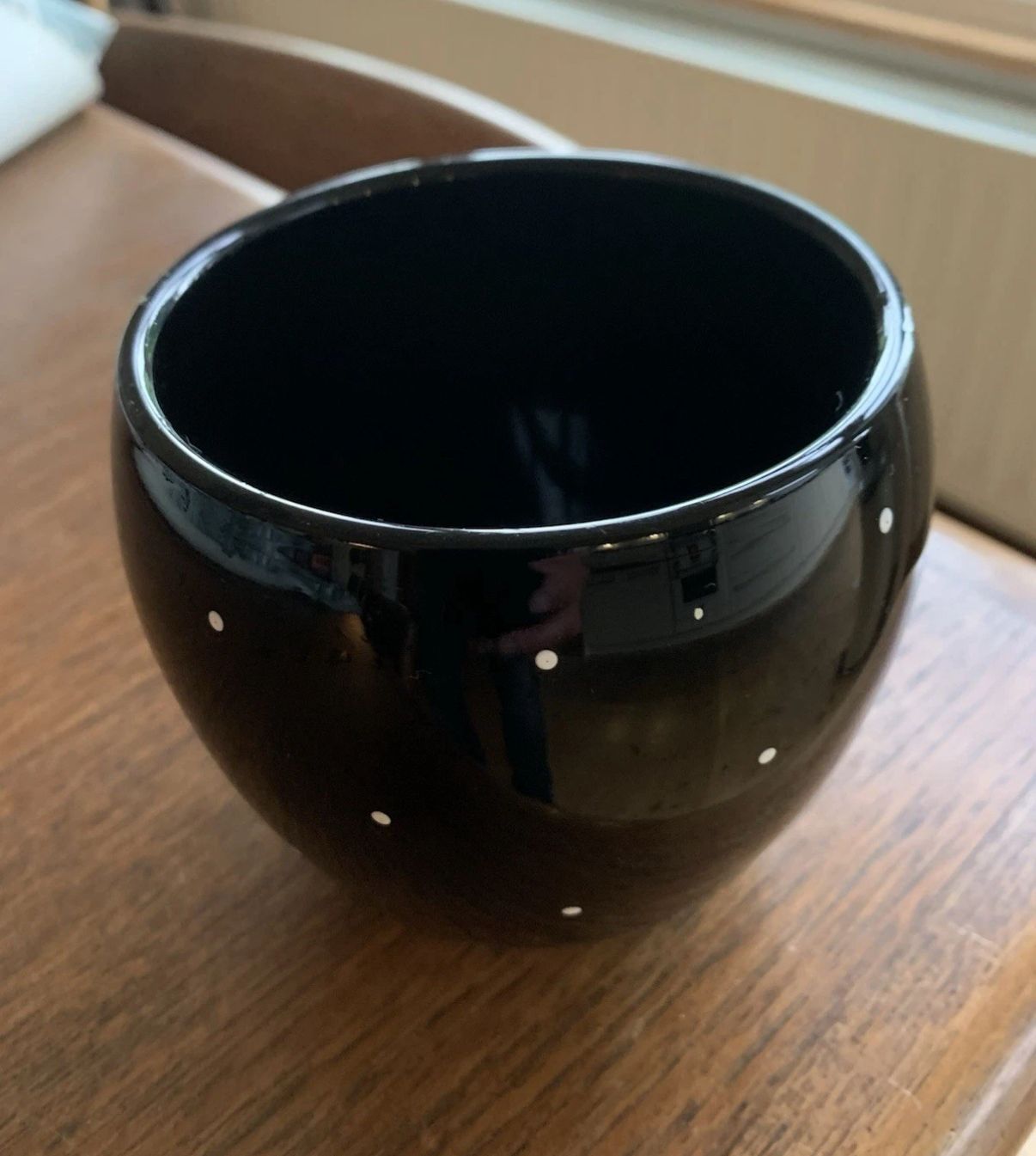 Black and white China plant pot