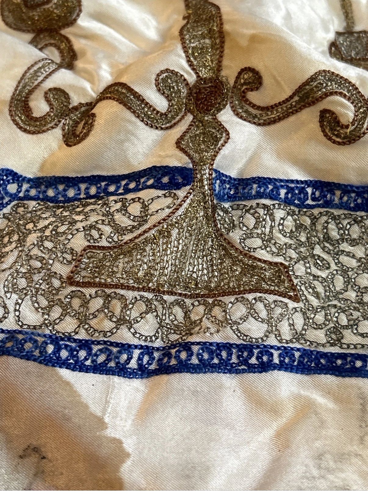 Silk embroidered Matzah cover