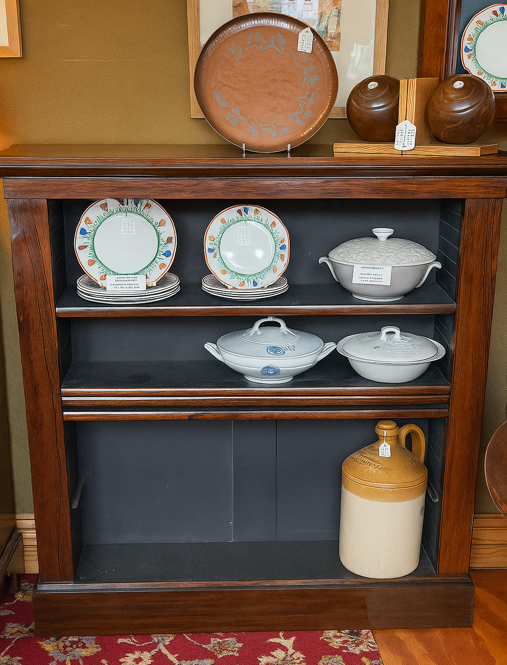 A Closer Look at a Regency Mahogany Bookcase