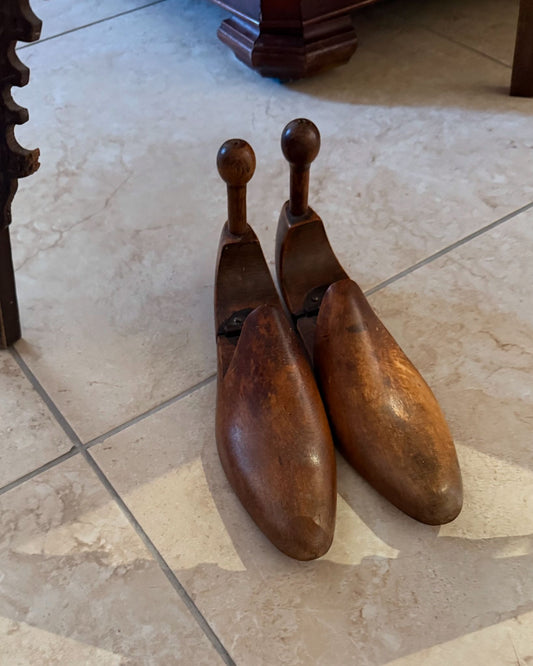 Georgian Shoe Trees