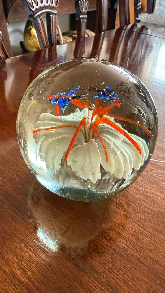Glass paperweight
