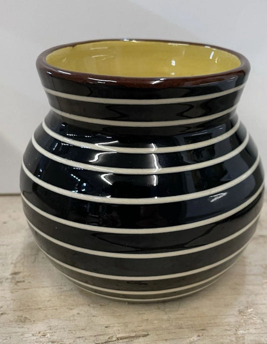 Pottery vase