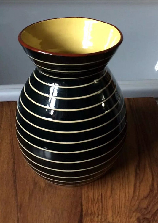 Small Babbacome pottery vase early 1950’s excellent condition