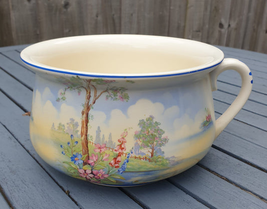 Falconware  chamber pot 1890