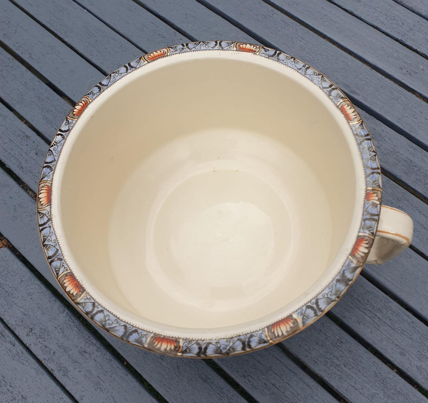 Victorian chamber pot