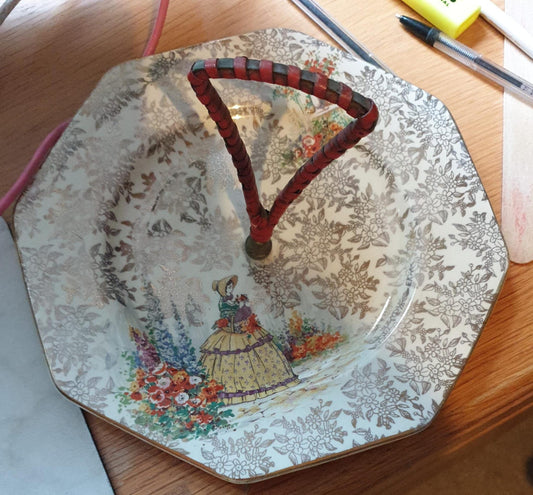 China cake stand 1930’s