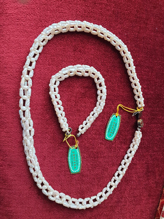 Freshwater pearl bracelet and necklace